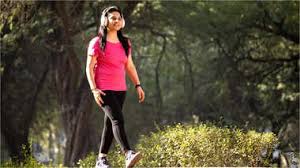 Yoga vs Walking:నడక లేదా యోగా ఏది చేస్తే బరువు తగ్గుతారో తెలుసా?